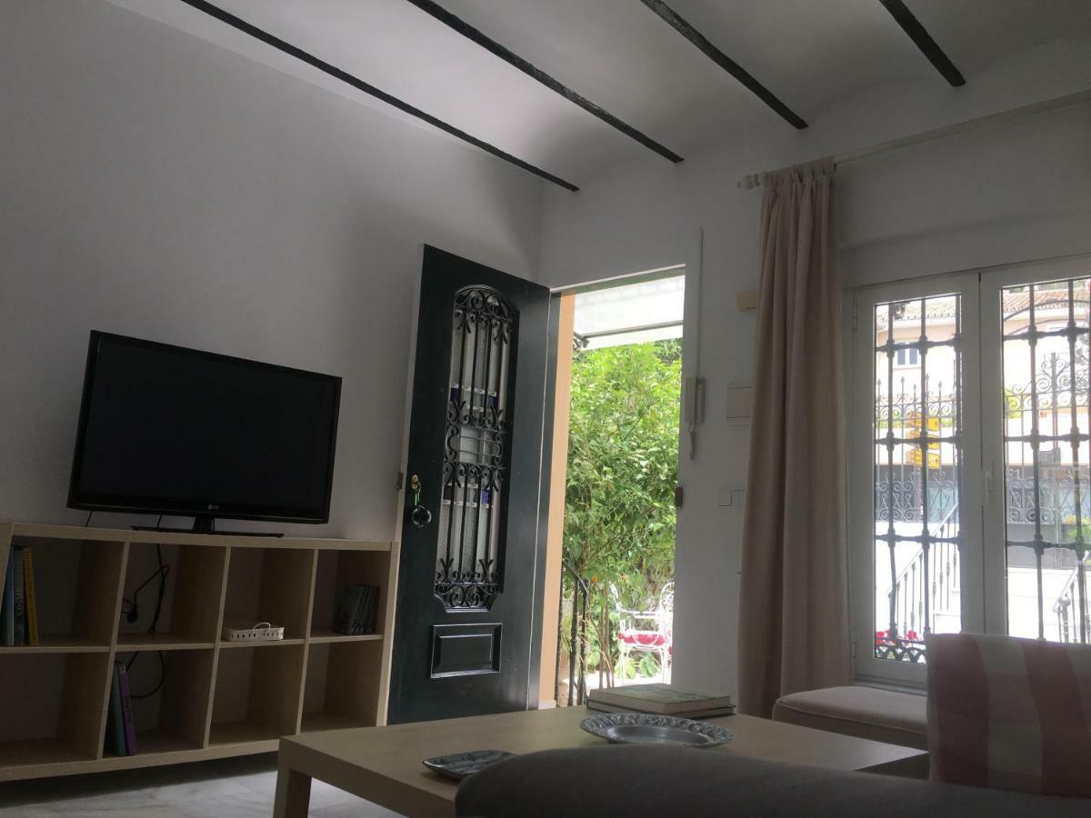 Apartamento Con Patio Малага Екстер'єр фото